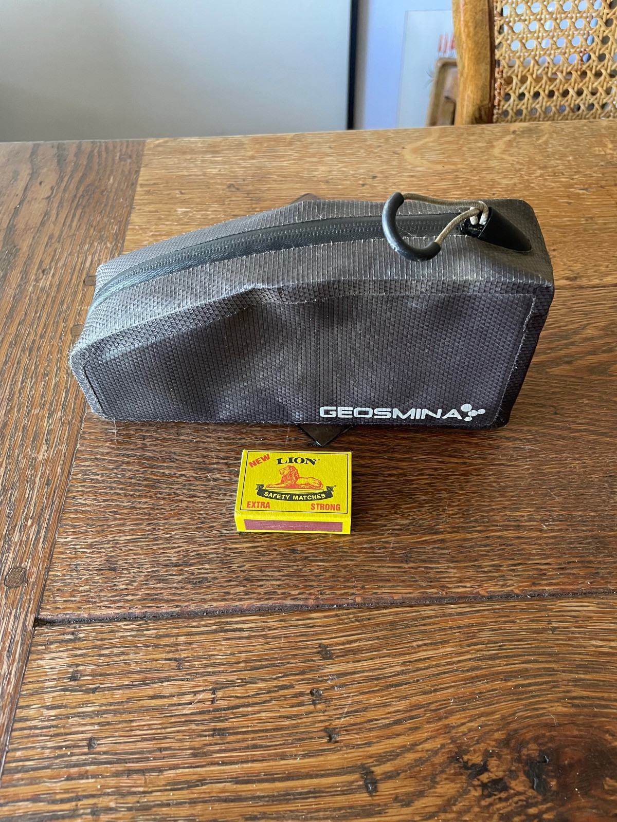 Geosmina Toptube Bag (1L) Saddle Bags On-bike Storage Bike Hub