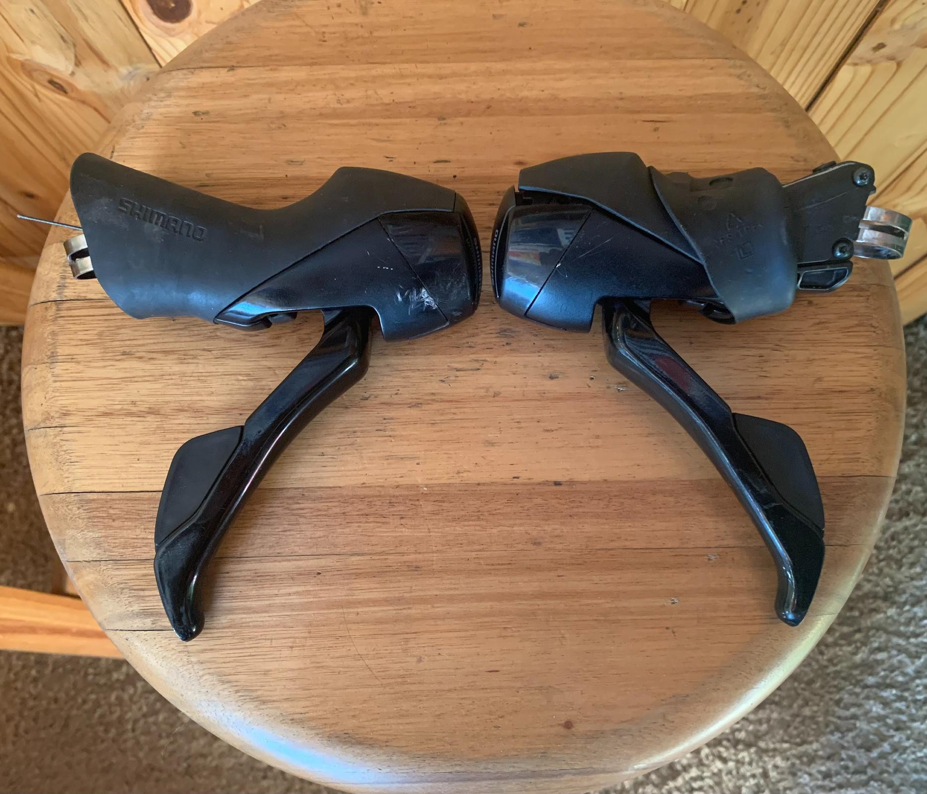 Shimano 105 Disc Brake shifters ST-RS505 Shifters Bike Hub