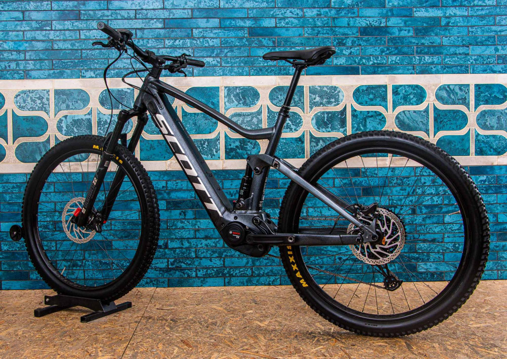 Pre-Owned Scott Strike eRide 930 (L 