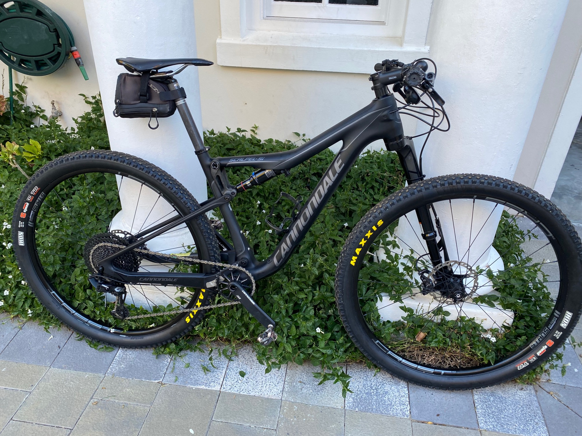 Cannondale Scalpel Si Carbon Dual Suspension Mountain Bikes