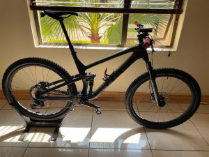 Trek Top Fuel 9.8 XT 2022 (XLR) For Sale | Dual Suspension