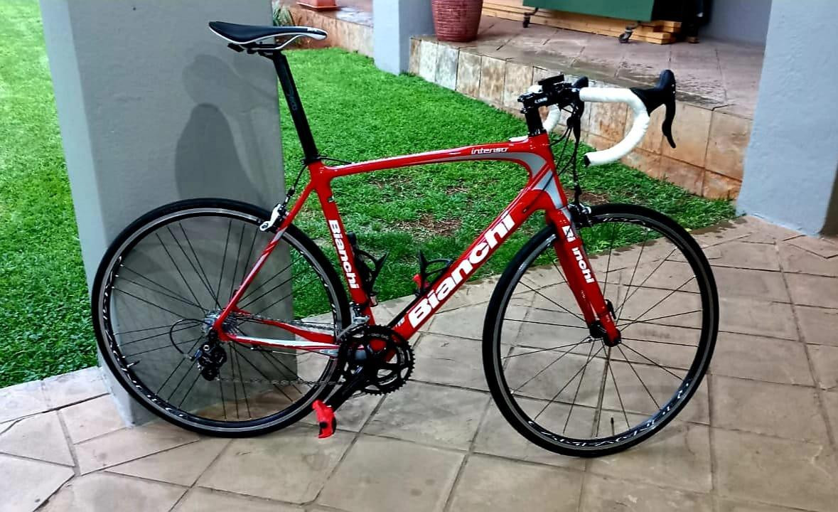 Bianchi Intenso (Veloce) 2018 | Road Bikes | Bike Hub