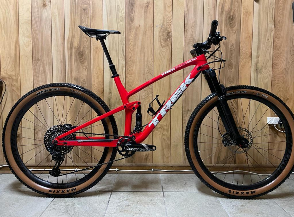 Trek Top Fuel 9.8 | Bike Hub