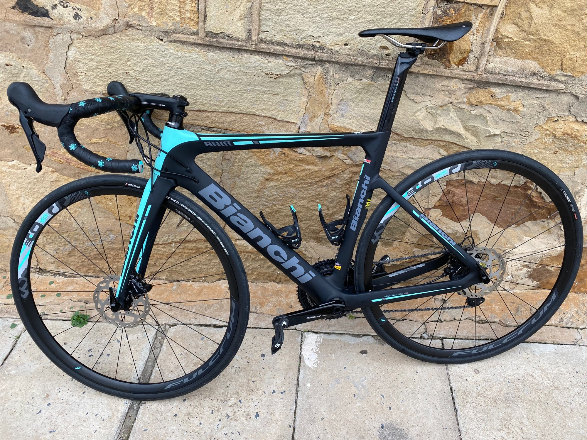 Bianchi Aria Aero 105 Road Bikes Bike Hub