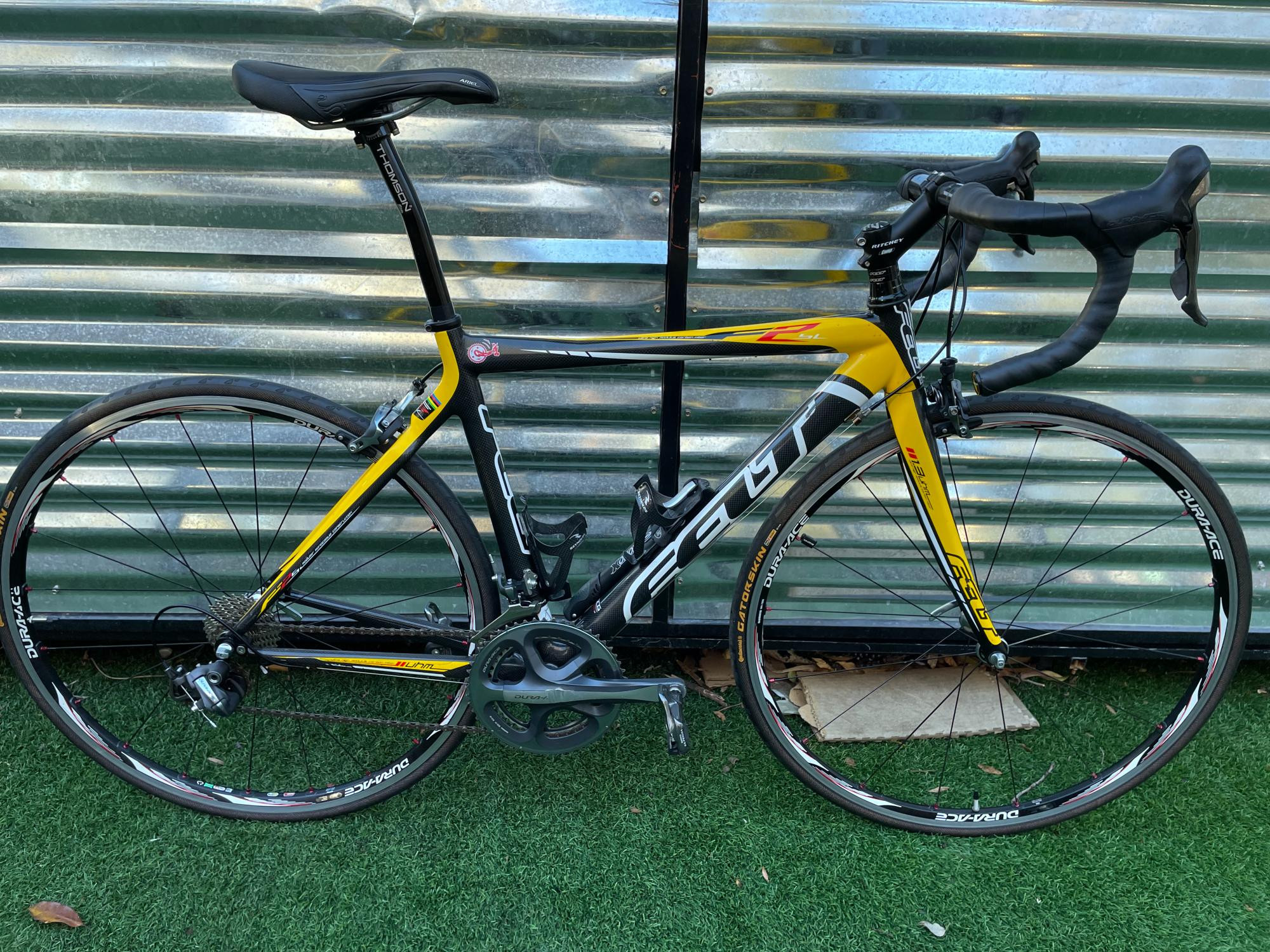 Felt F2 52cm Bike Hub