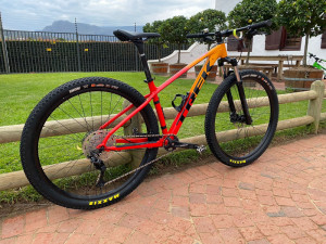 Trek Marlin 7 Mountain Bike - 2022 