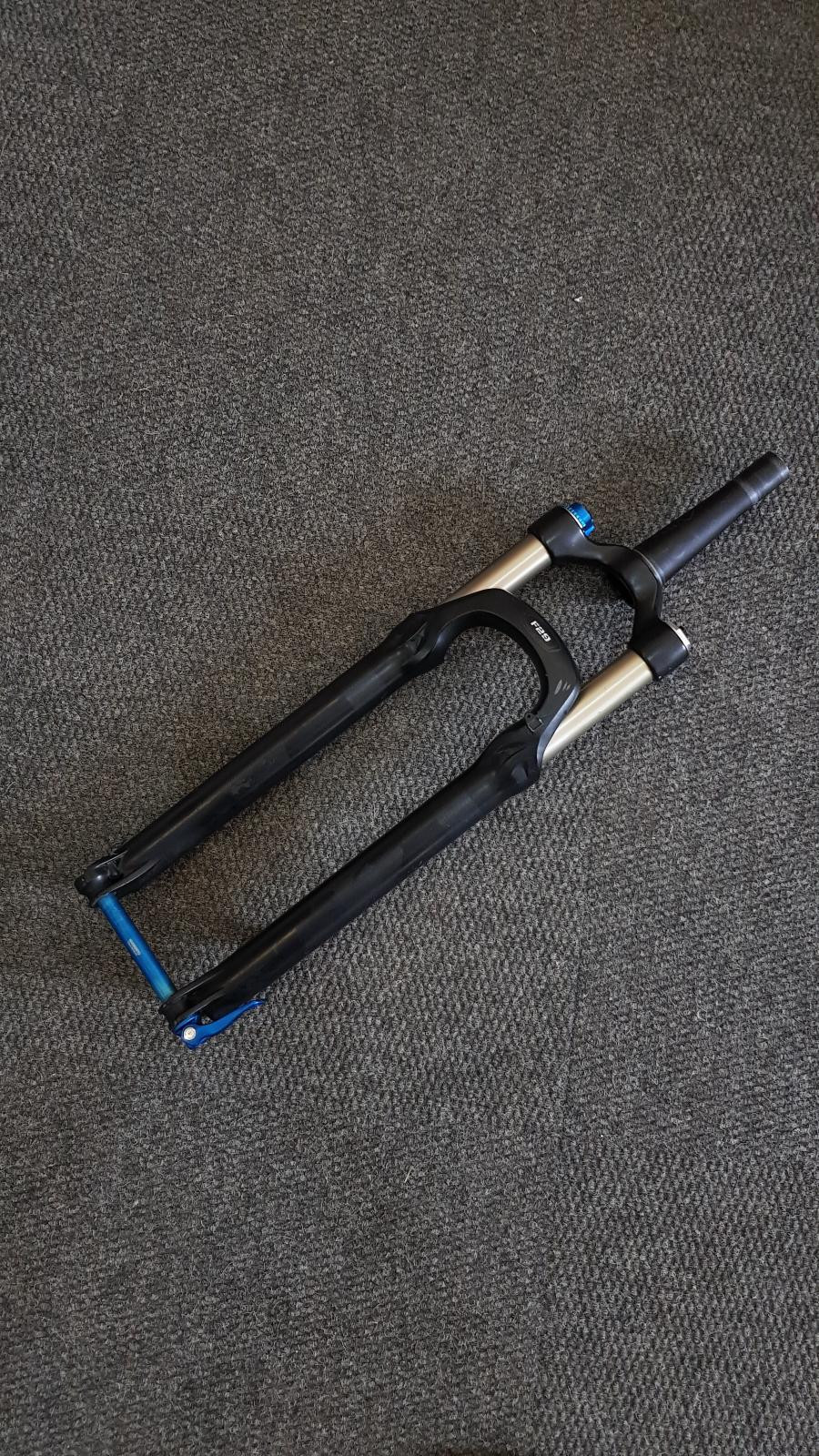 REDUCED! FOX 32 F-Series F29 100mm non boost fork Mountain Bike