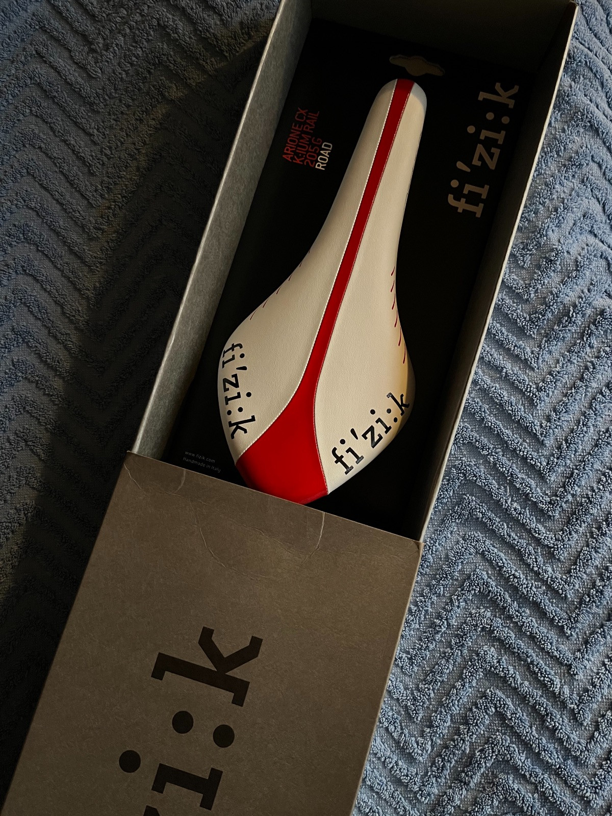 Selle Fizik Arione CX Carbone - Rails Tressés - 130 Mm - 171 G - Occasion