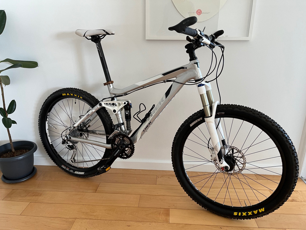 Trek Fuel EX6 with extras! | Bike Hub