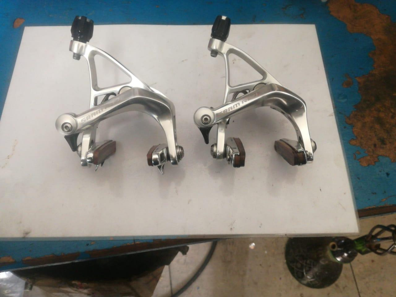 SRAM RED BRAKE CALIPERS Bike Hub