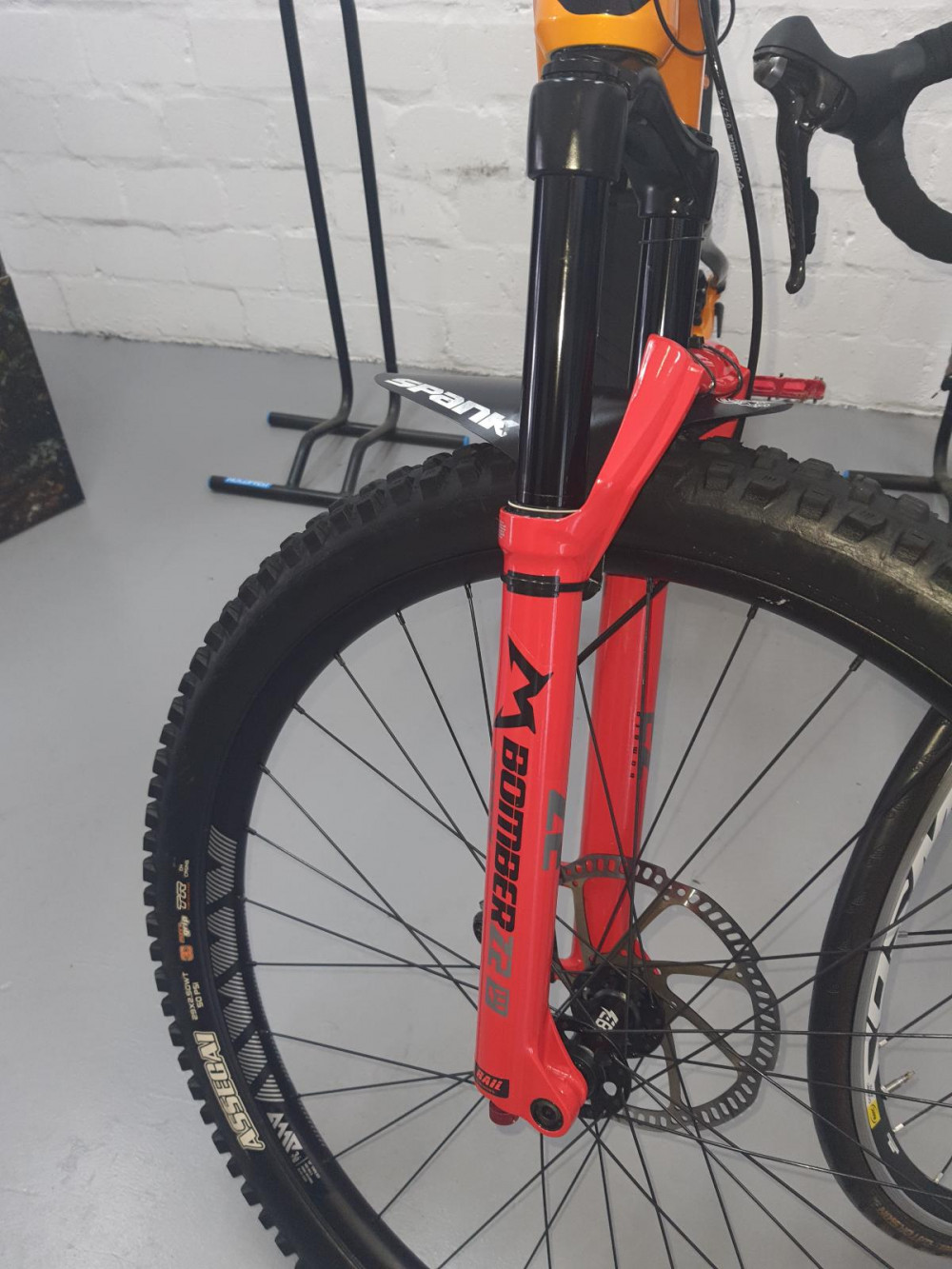 Marzocchi Bommer z2 140mm fork/fox 