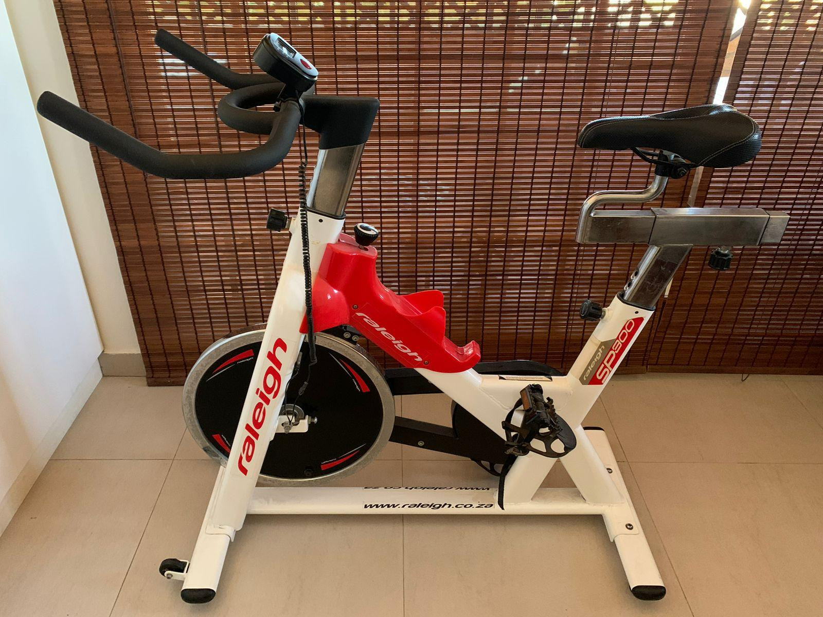 RALEIGH SP300 Spin Bike with Trip computer Indoor Trainers