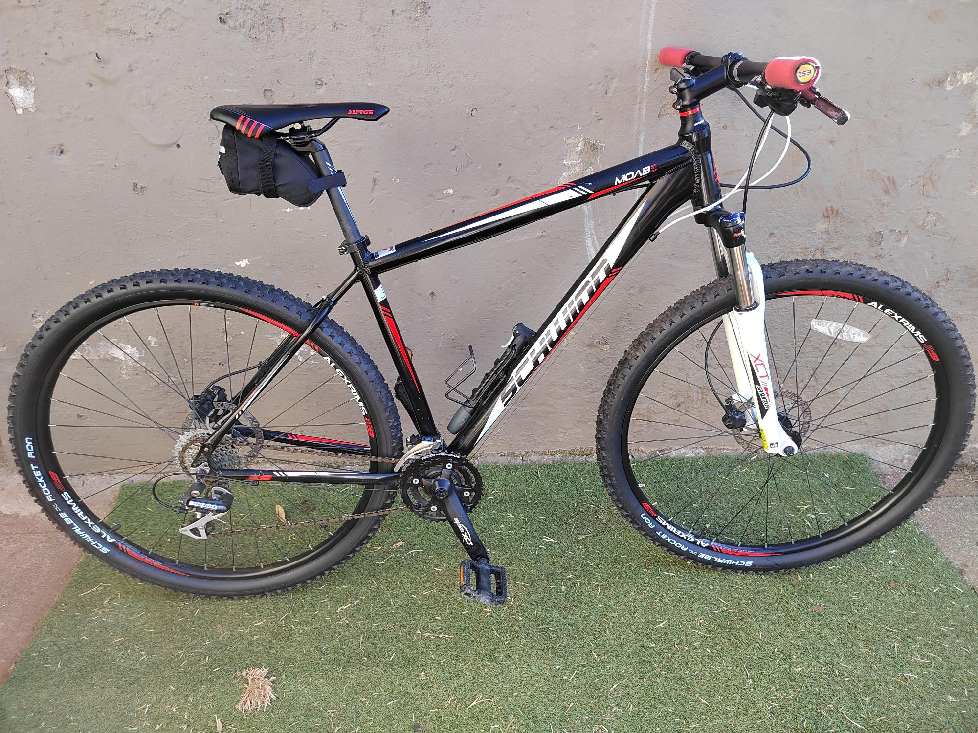 Schwinn Moab 29er | Hardtail Mountain Bikes | Bike Hub