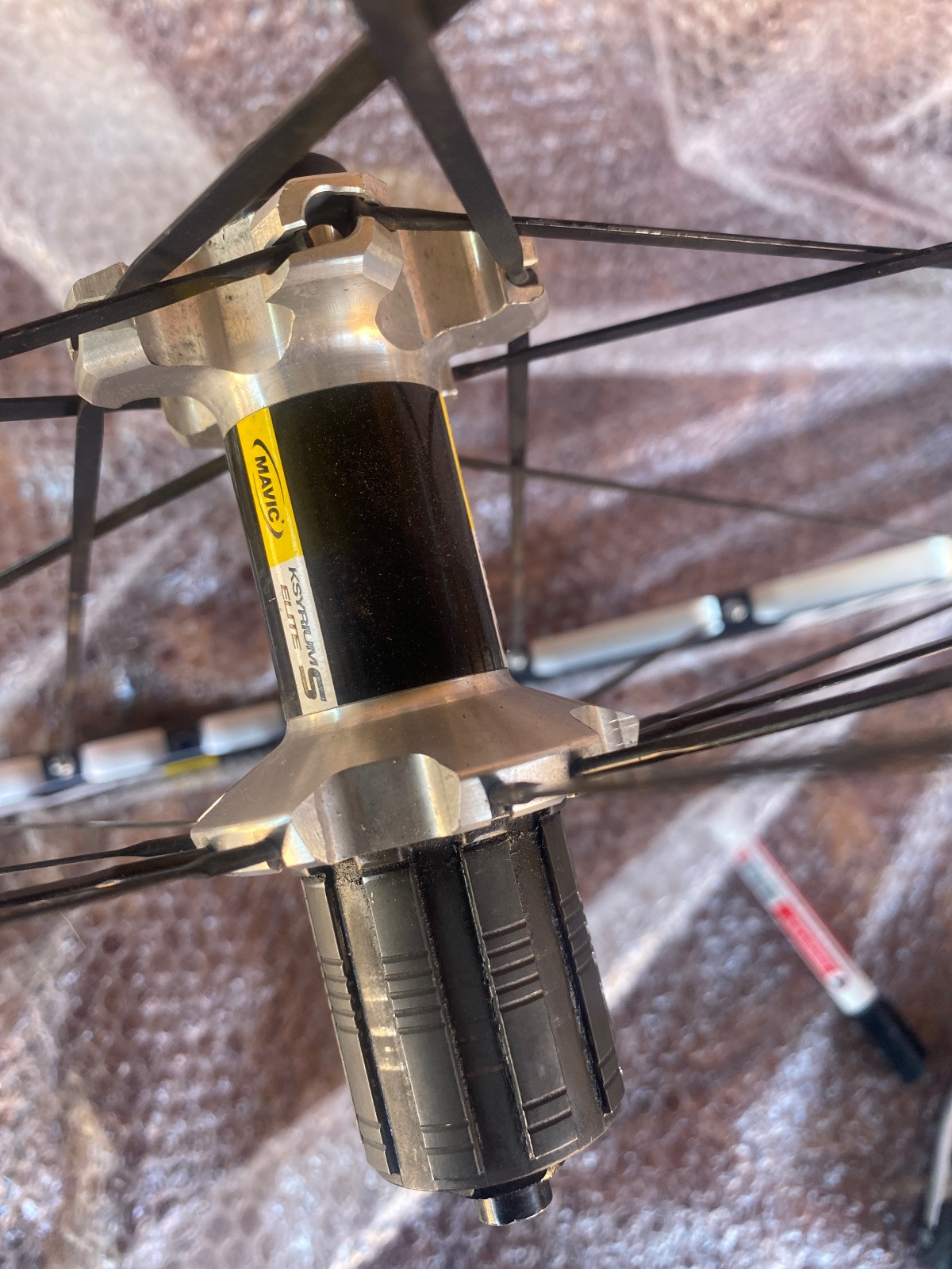 Mavic Ksyrium elite S rear hub Bike Hub