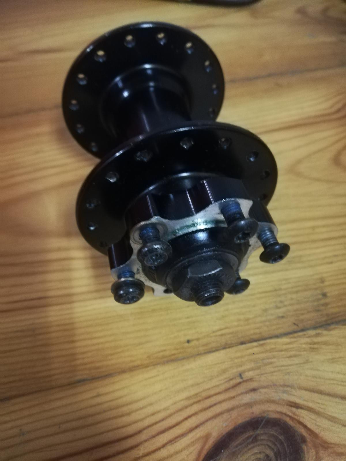 Giant Mountain Bike Hub Mountain Bike Hubs Bike Hub