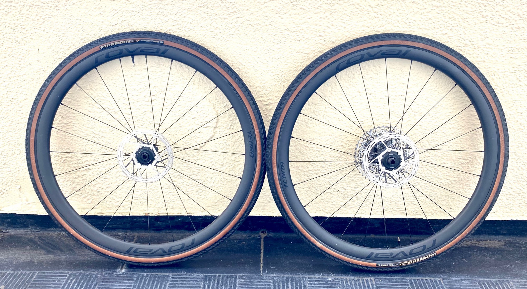 Roval TERRA CL Carbon Gravel Wheelset Gravel Bike Wheels Bike Hub - Main Image