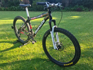 Bianchi Kuma 5300 (Small) | Hardtail Mountain Bikes | Bike Hub