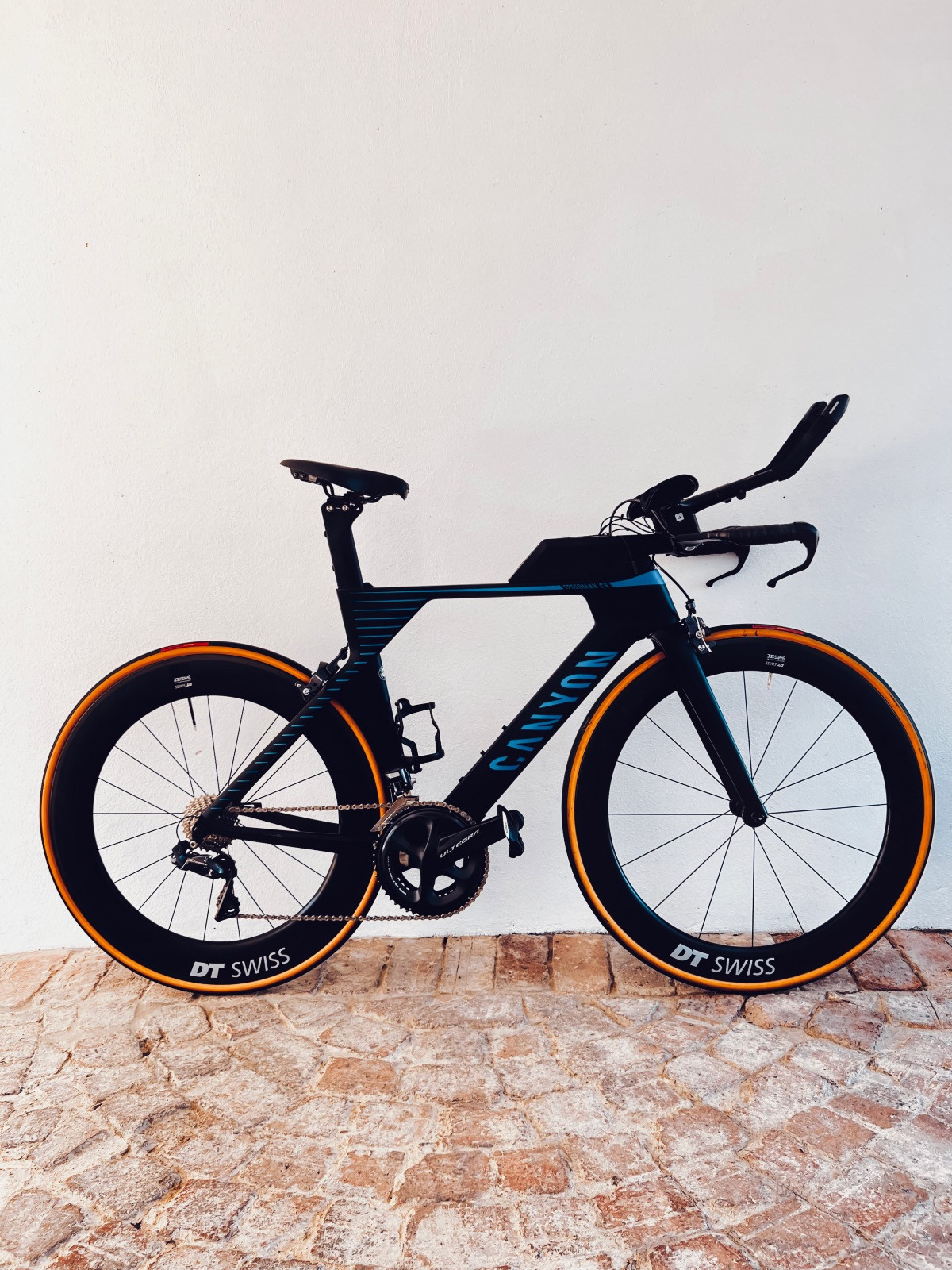 2020 CANYON SPEEDMAX CF 8 Di2 | Triathlon & Time Trial Bikes
