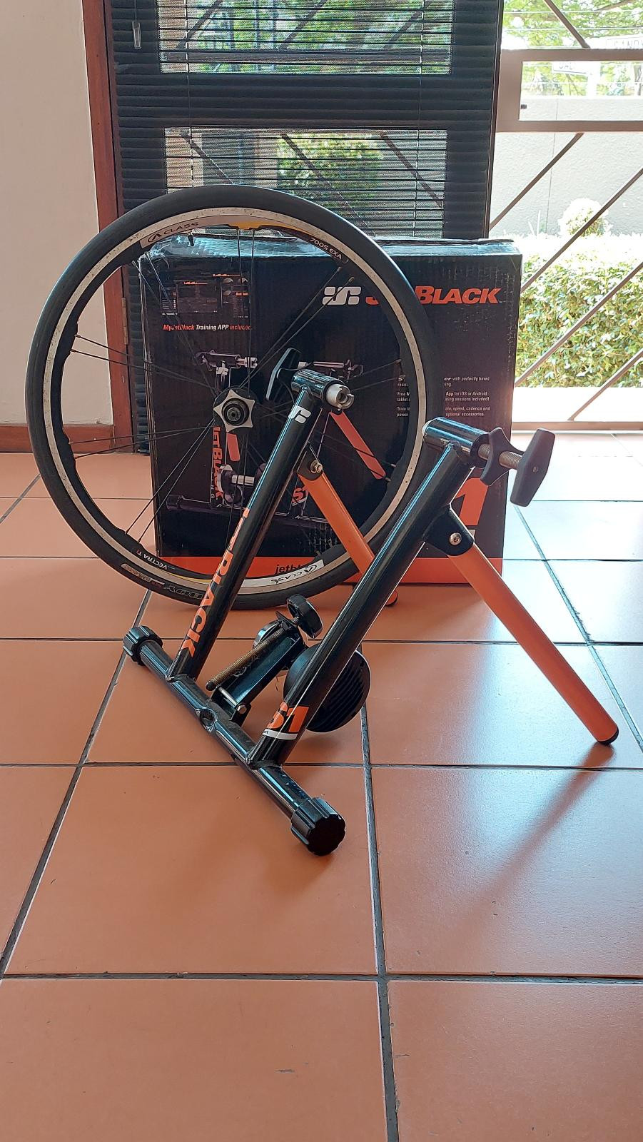 jet black indoor trainer