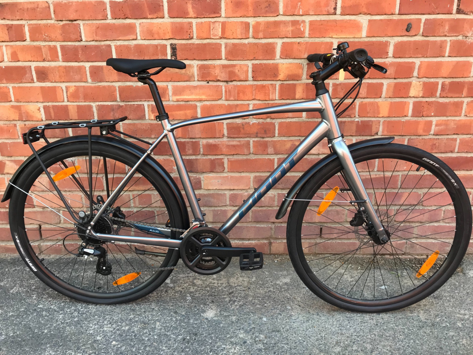 Giant 2021 Escape city Commuter Bikes Bike Hub