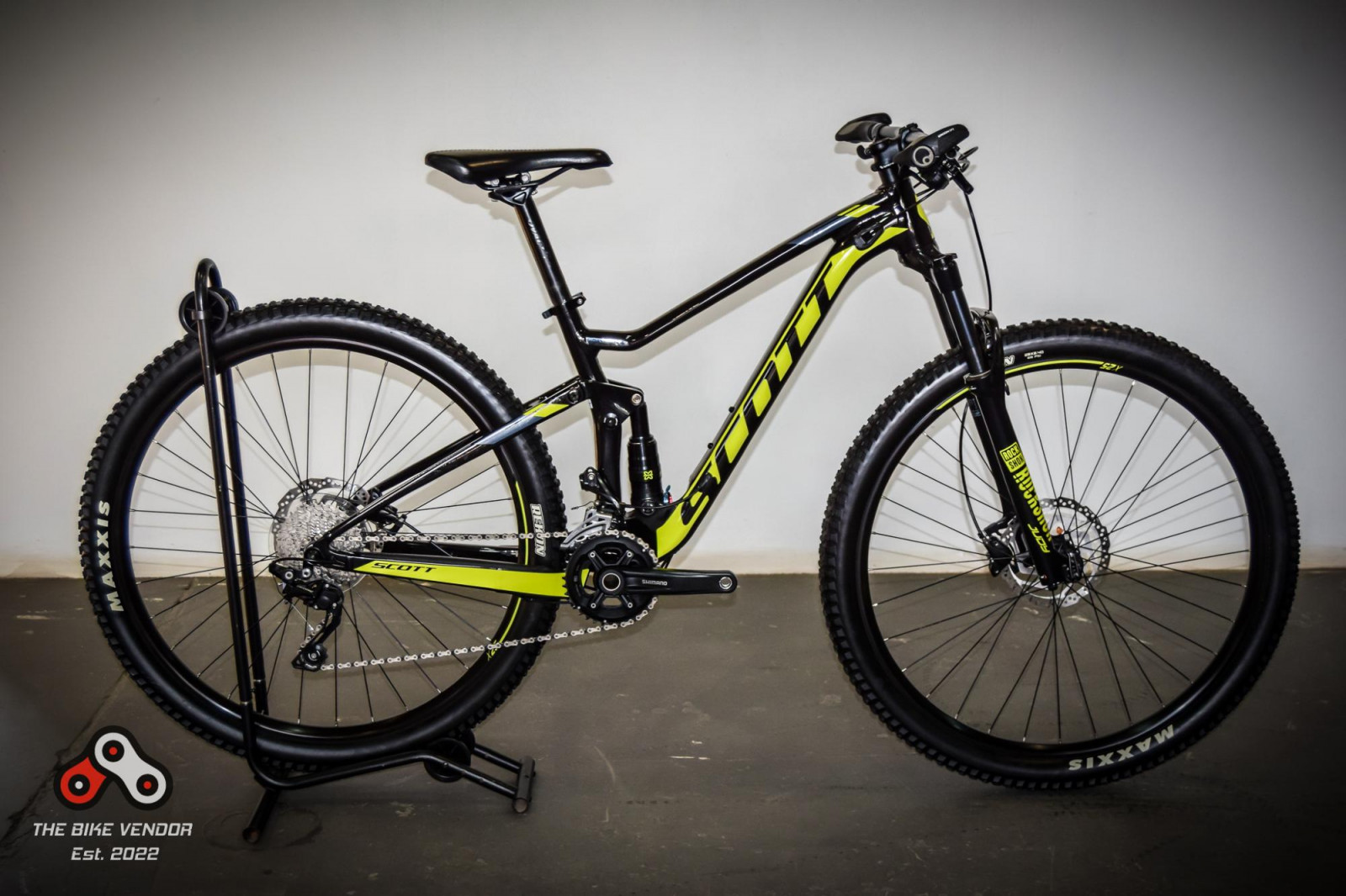 Scott Spark 970 Rockshox Judy Shimano Deore Bike Hub