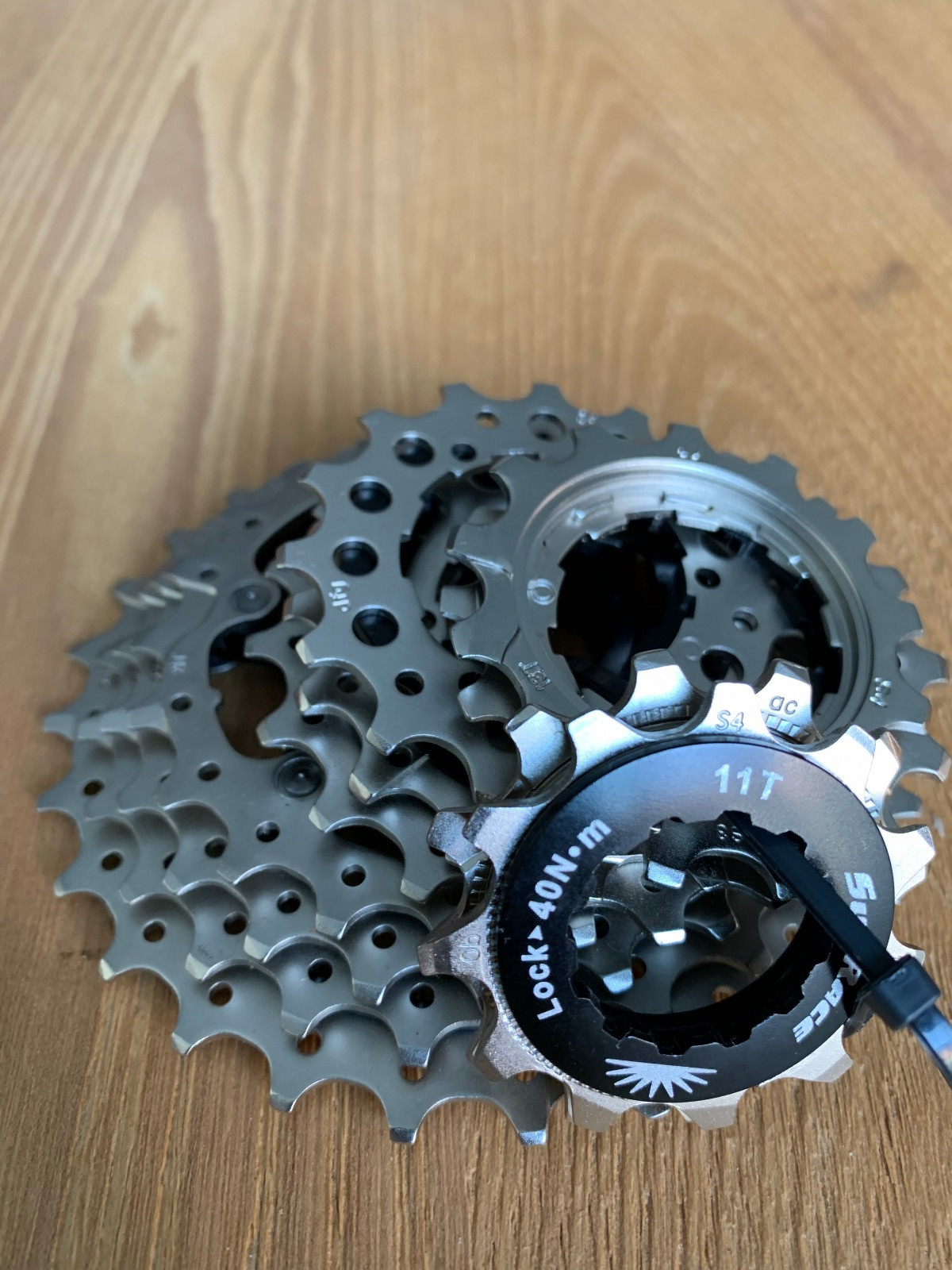 sunrace hubs