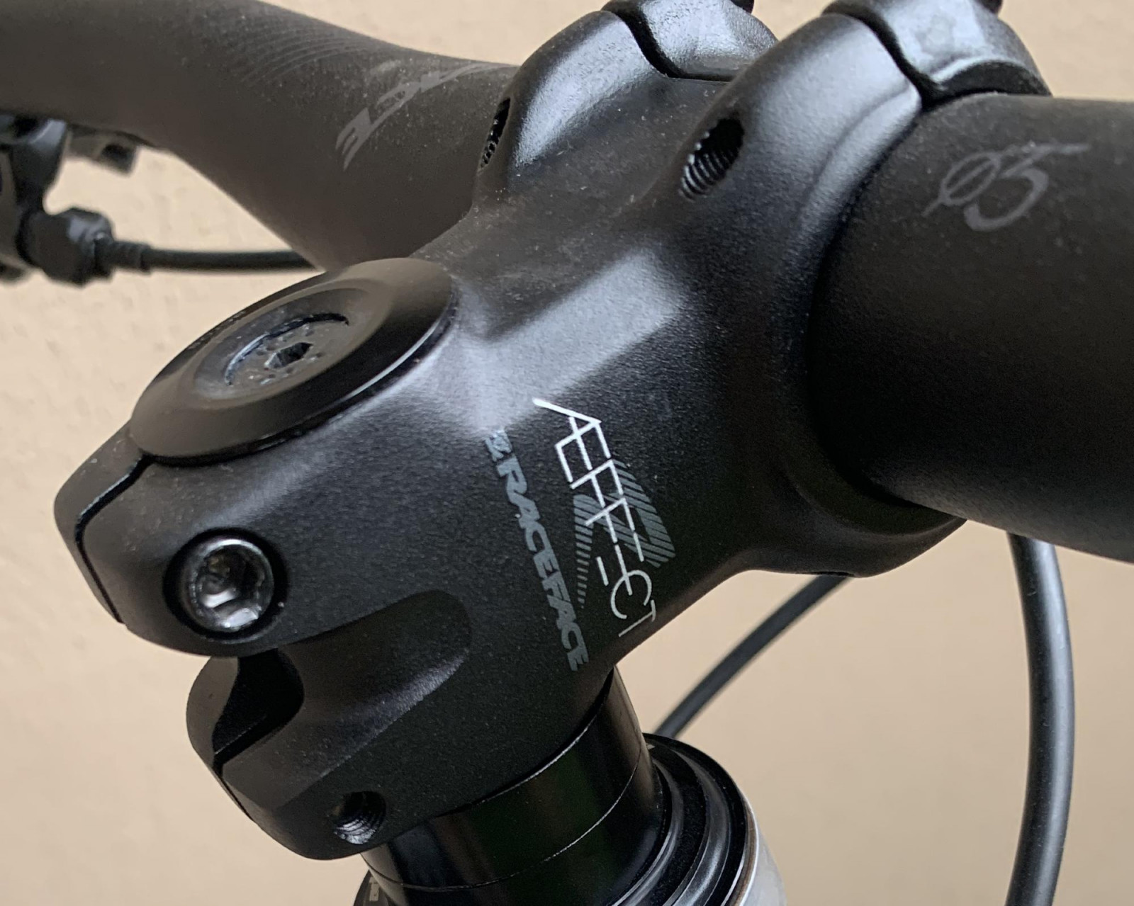 Race Face Aeffect R 35mm interface, 55 mm | Stems | Bike Hub