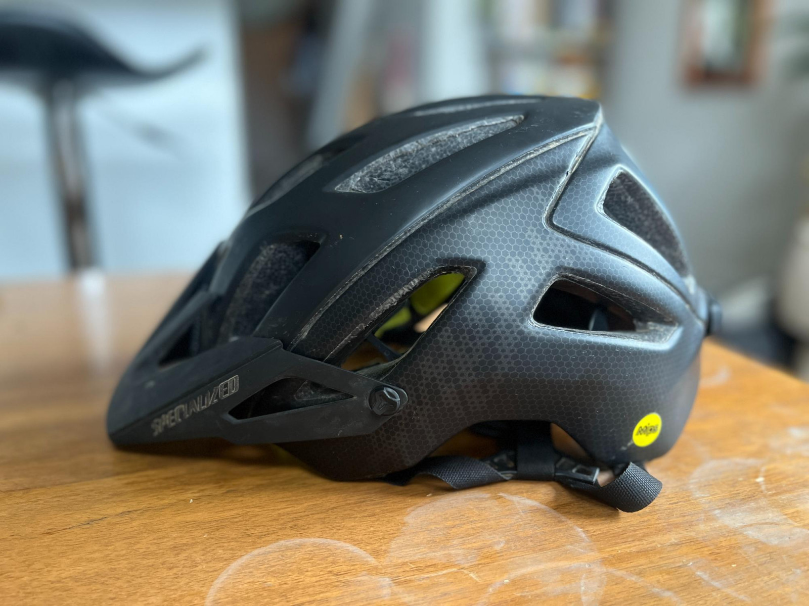 specialized ambush angi mips