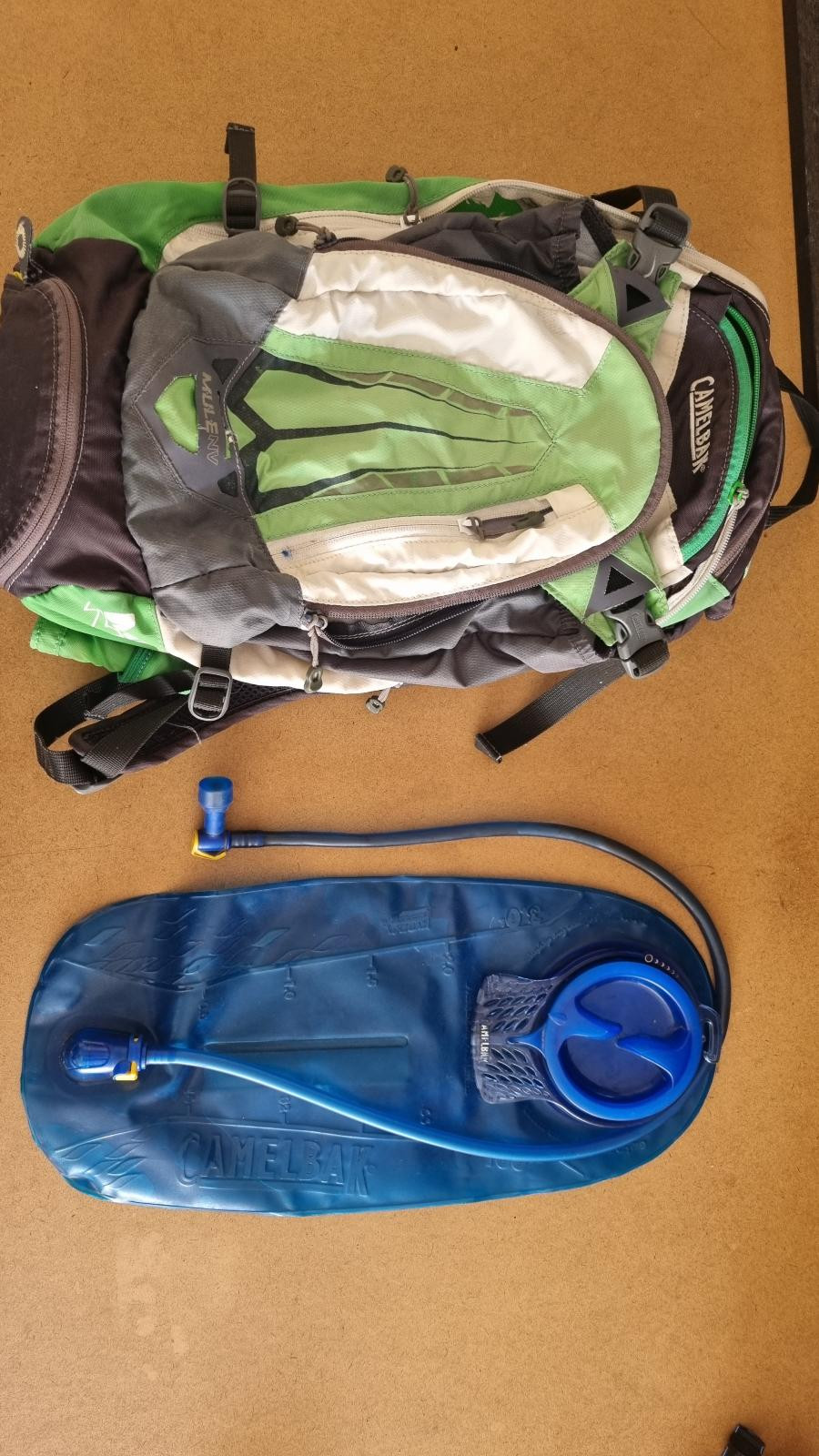 Camelbak Mule NV with bladder Bike Hub