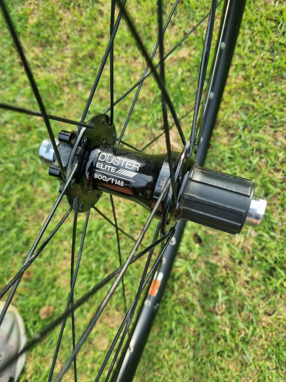 Bontrager Duster Elite 29er Boost Wheelset Mountain Bike Wheels