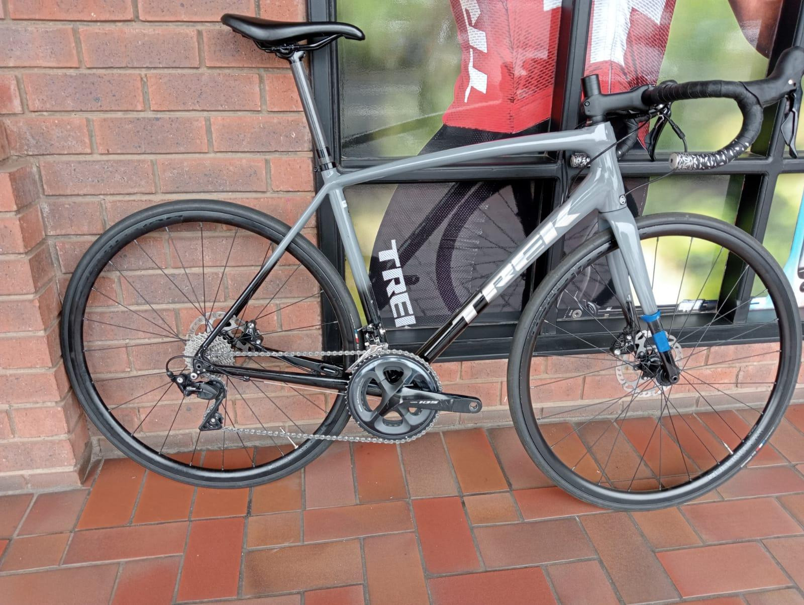 Trek Emonda ALR 5 disc | Road Bikes | Bike Hub