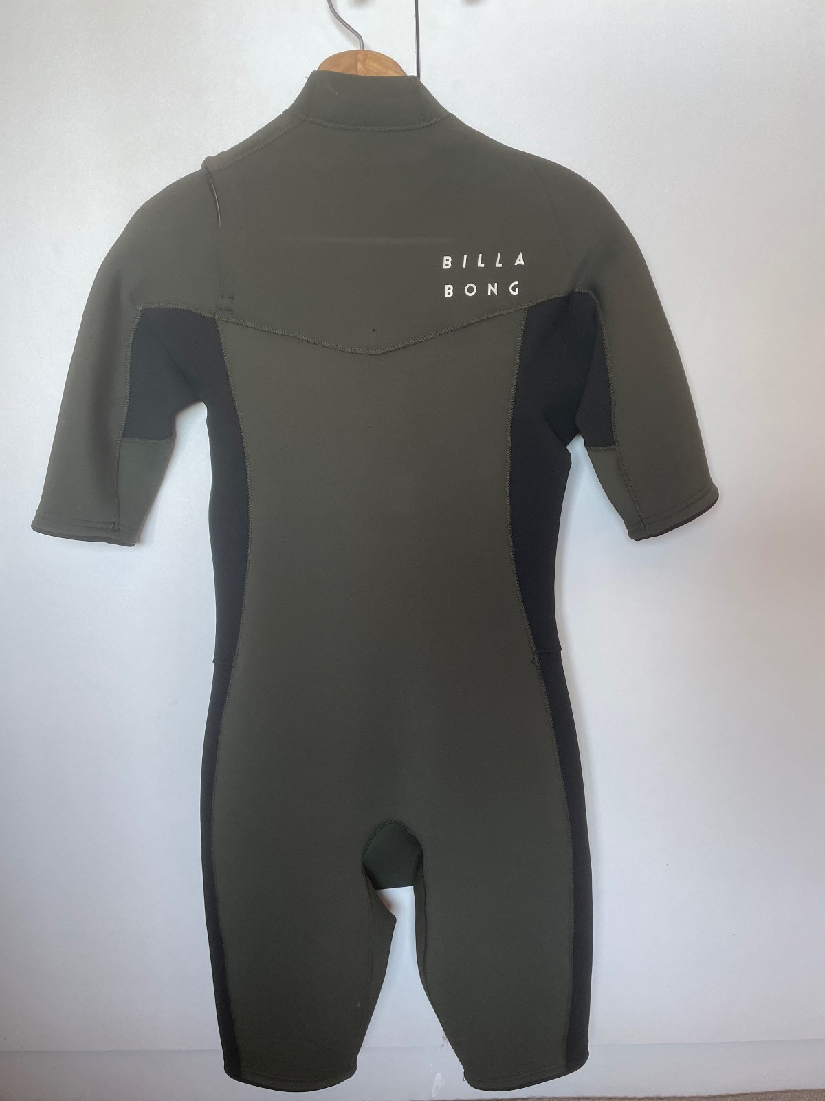 Mens 2/2 Billabong shorty wetsuit size small Bike Hub