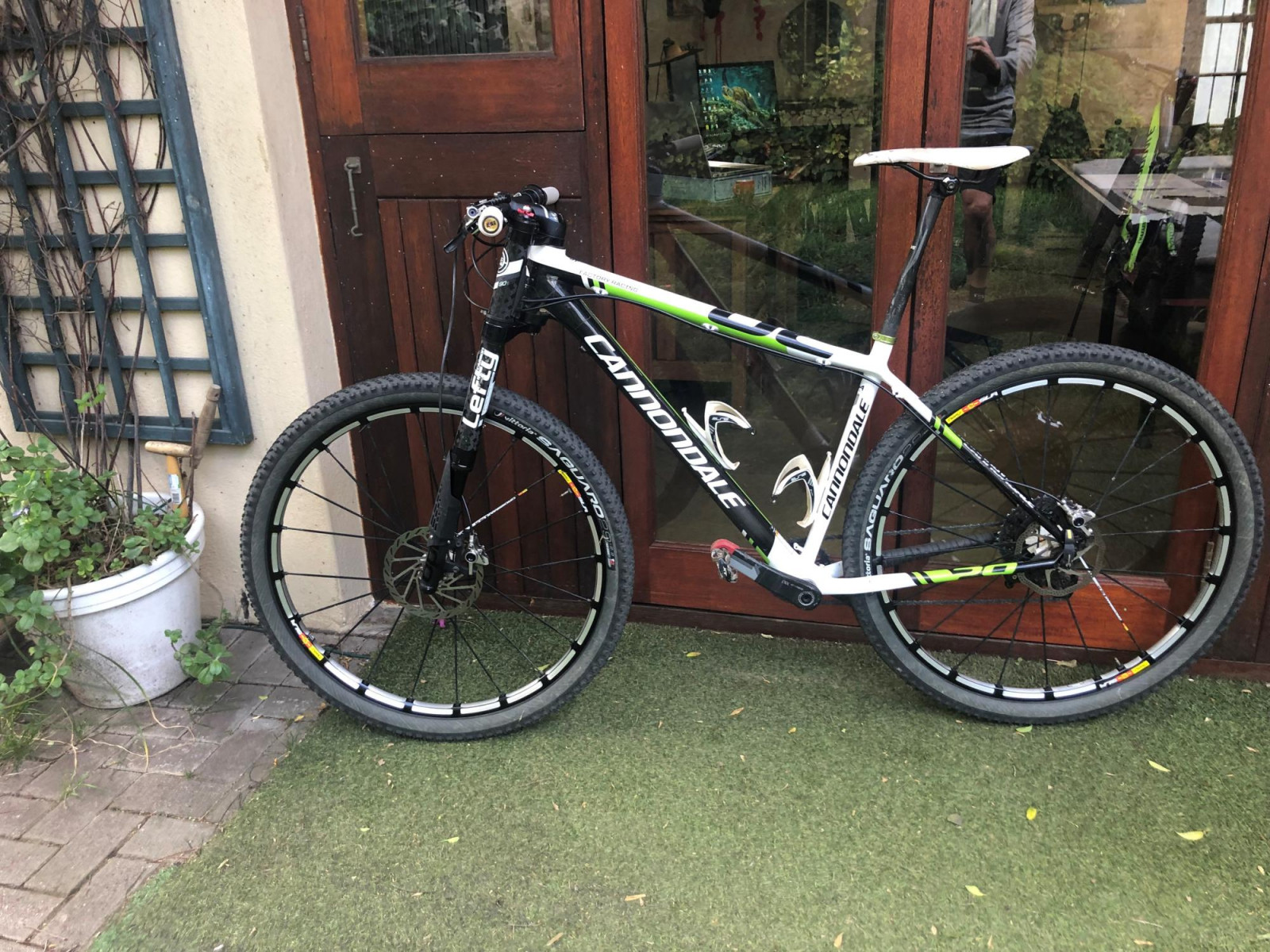 パーツ cannondale F29 carbon3 lefty Cannondale F29 Carbon 3 2013 - Specifications | Reviews | Shops