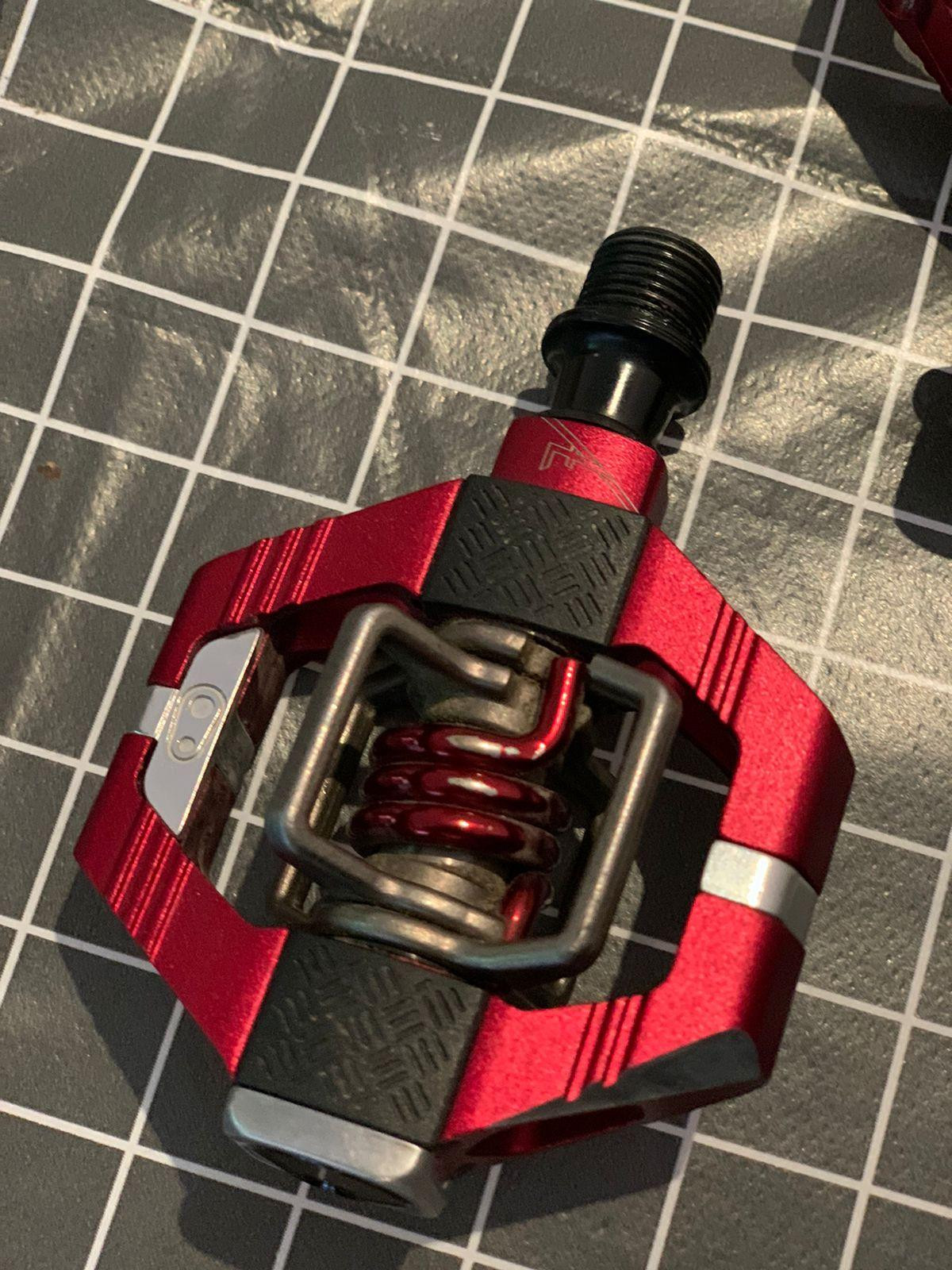 Pédales CrankBrothers Candy 7 rouge