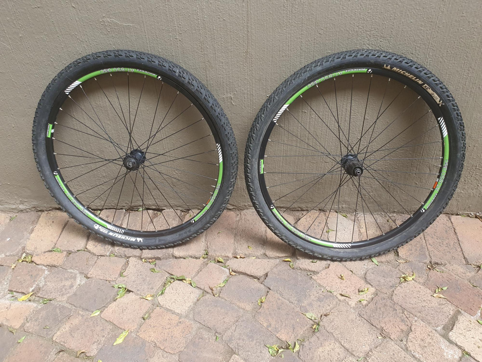 Bontrager AT850 DISC | Mountain Bike Wheels | Bike Hub