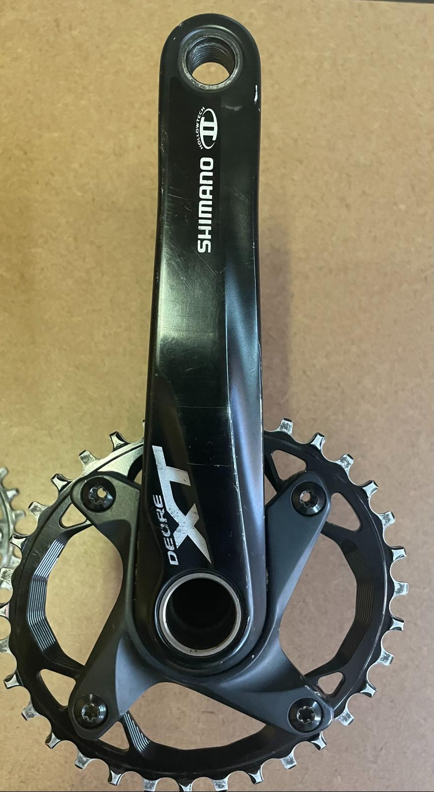 XT M785 Crankset Bike Hub