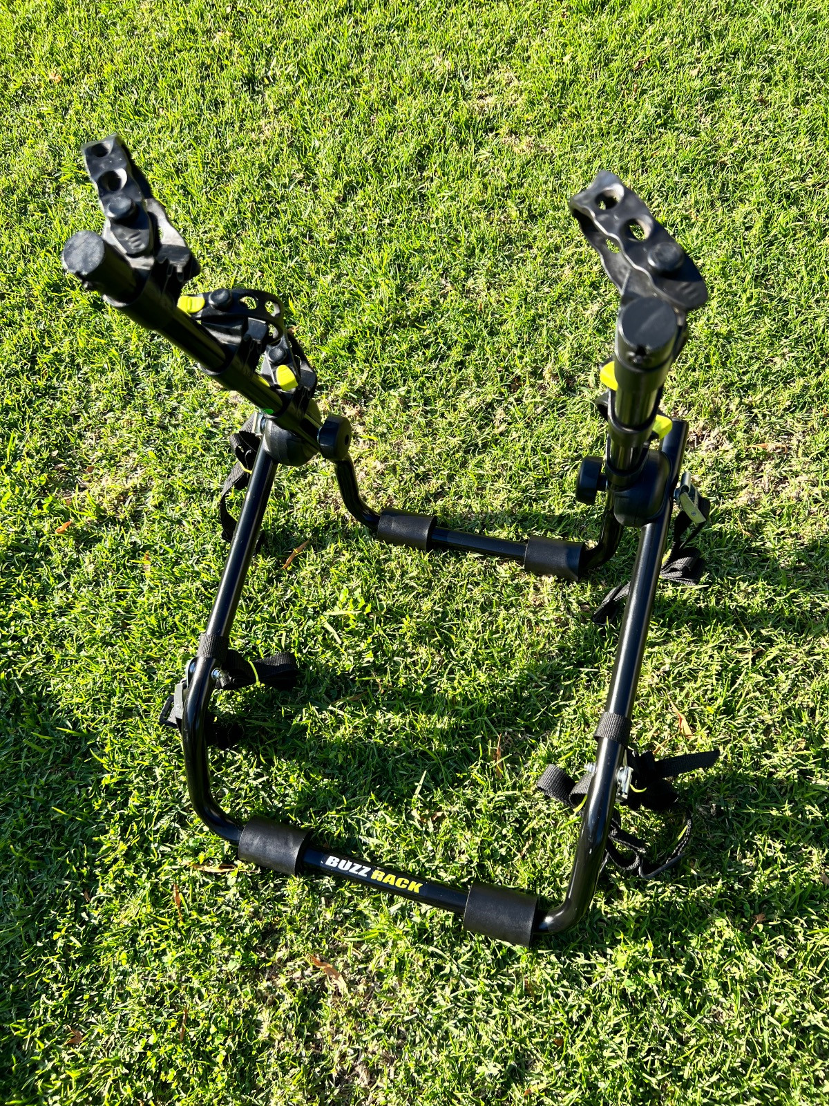 BUZZRACK BIKE RACK HATCHBACK OR SEDAN BIKES Bike Racks