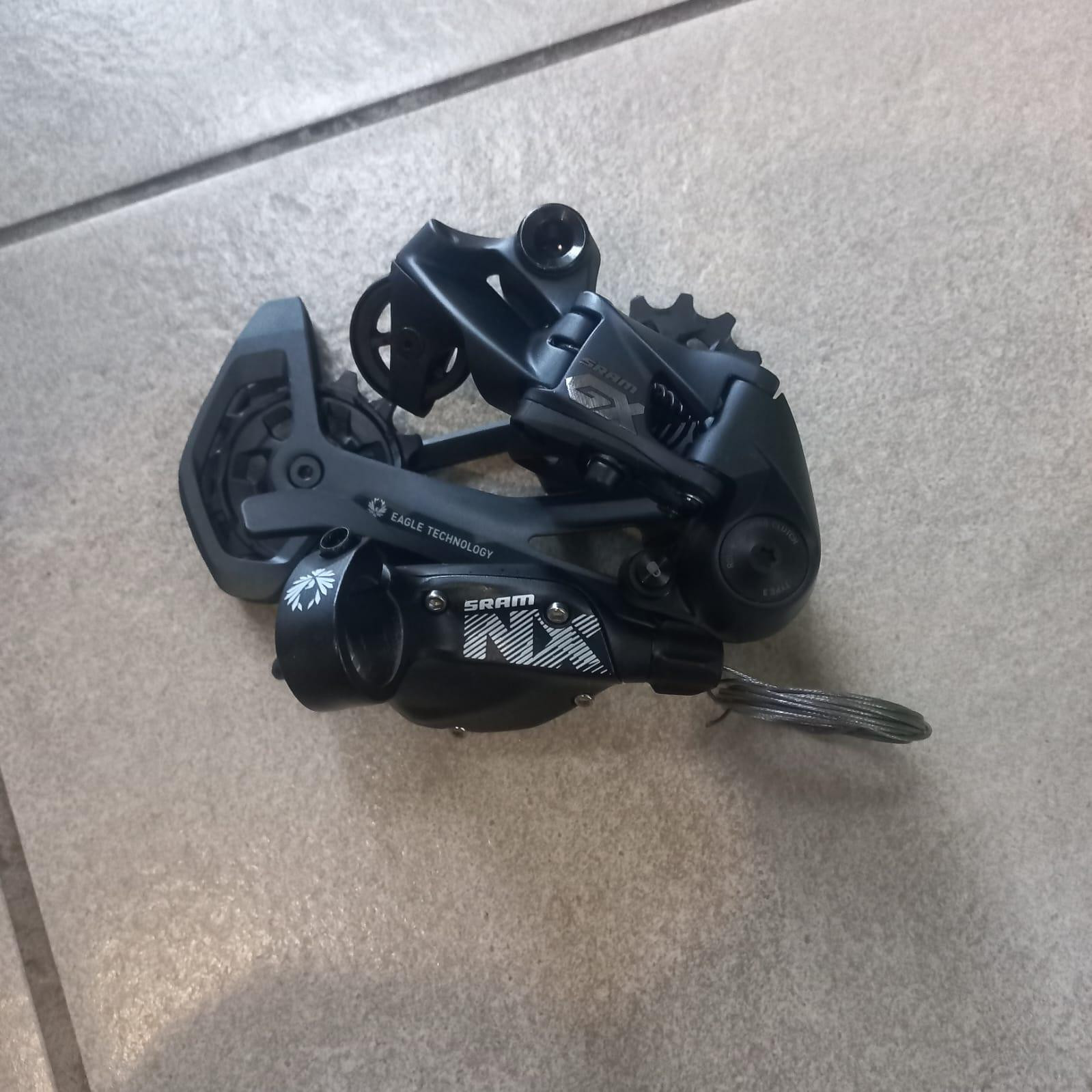 Sram gear lever and RD Bike Hub