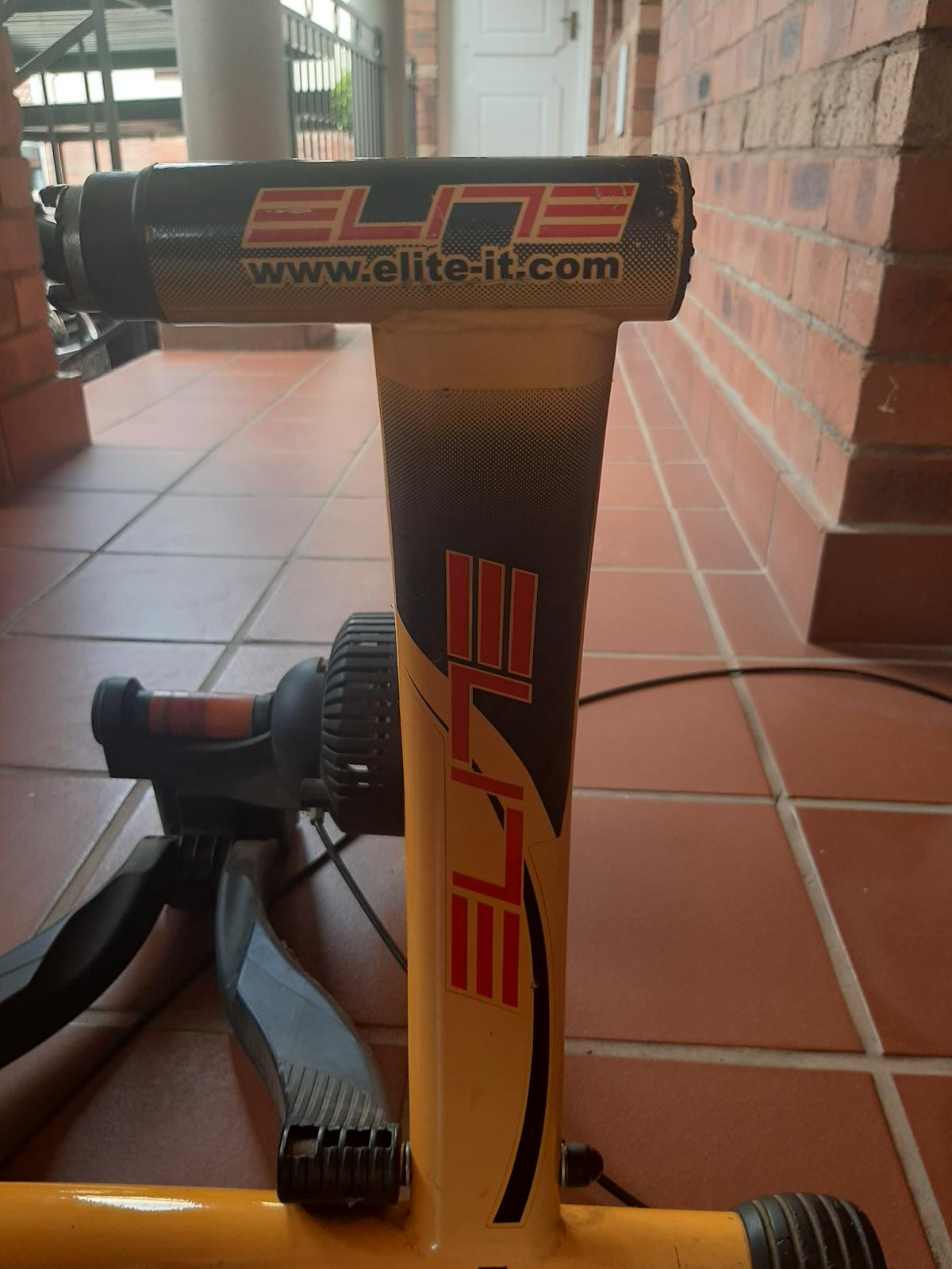 Elite Indoor Trainer Bike Hub