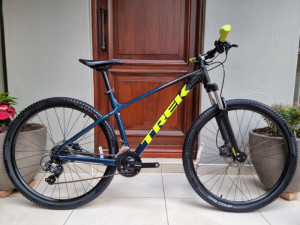TREK MARLIN (L) **2019** Hardtail Mountain Bikes Bike Hub