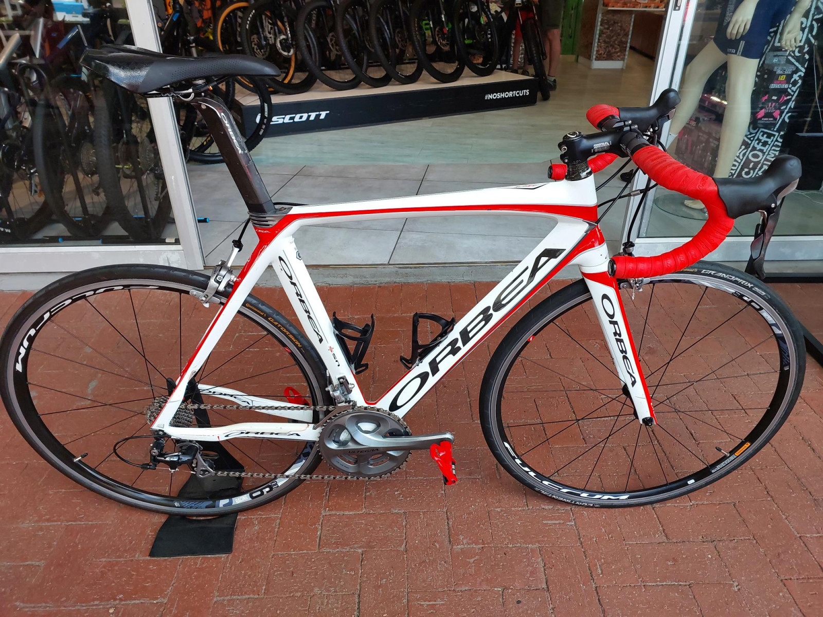 Orbea Ordu silver 2012年モデルフレームセット オルベア ORDU SILVER 105 アンダー30万のフルカーボンTTバイク完成車