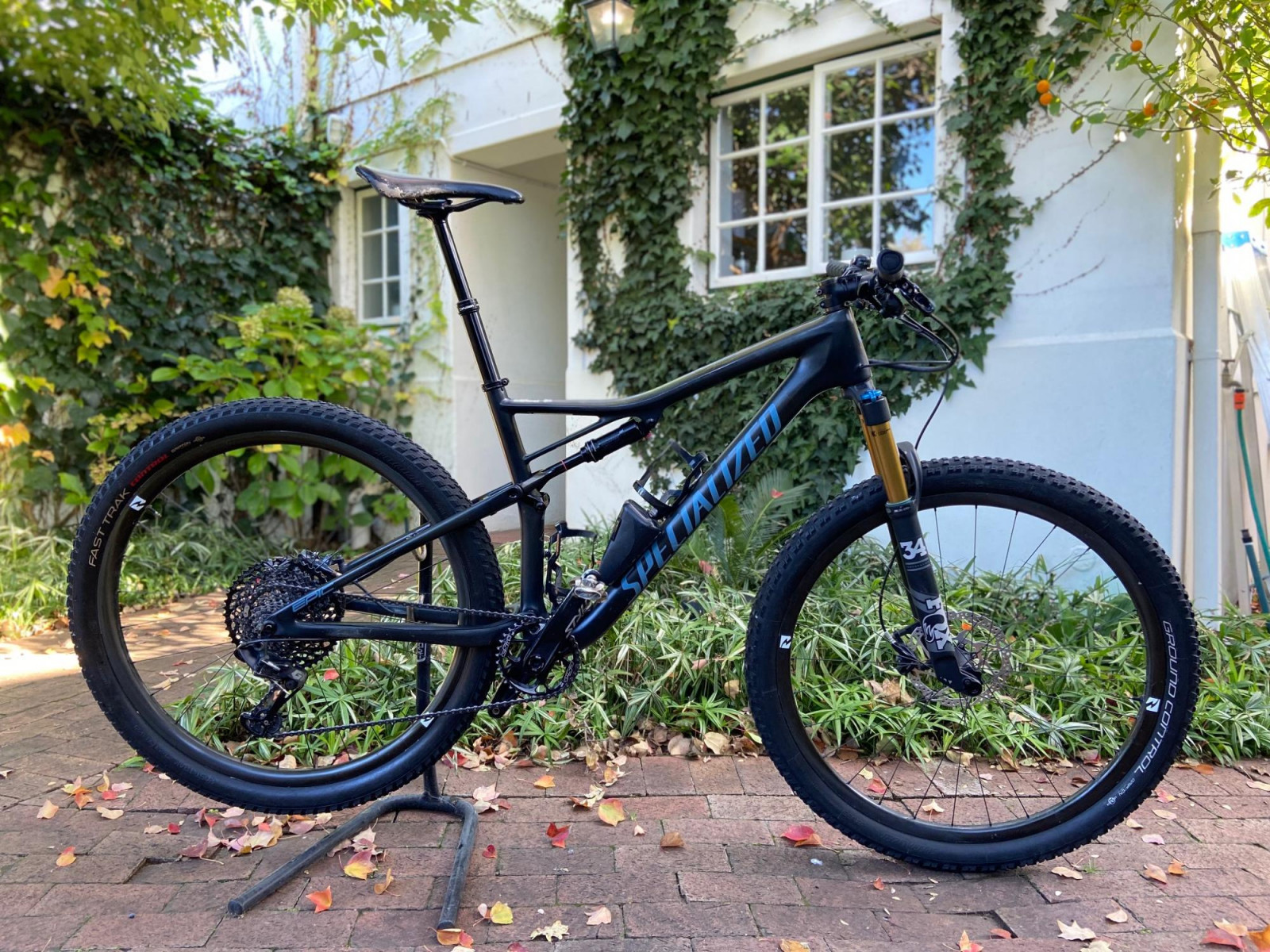 Specialized Epic Evo Large Dual Suspension Mountain Bikes Bike Hub