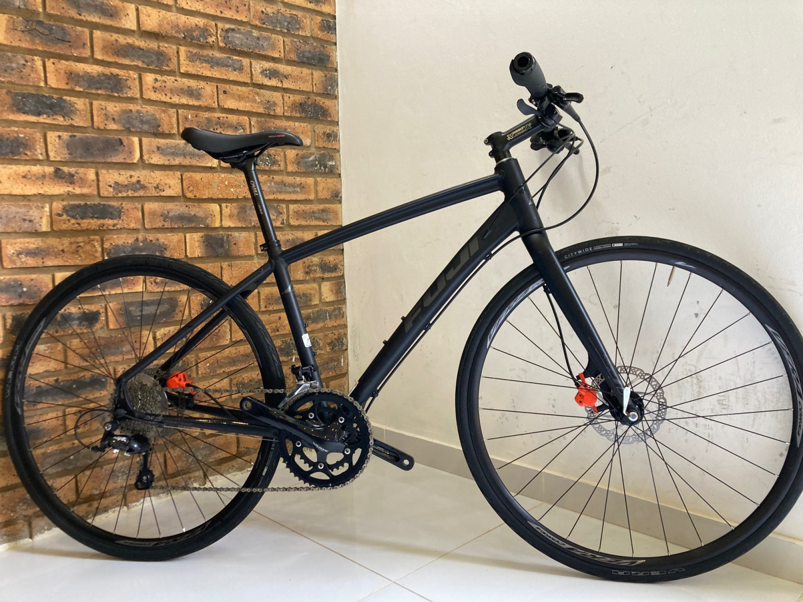 Fuji Absolute One.3 - S/M | Road Bikes | Bike Hub