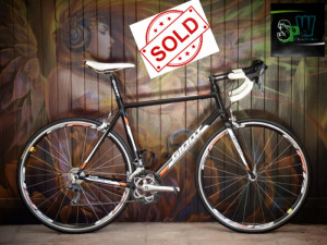 Giant SCR 2: (Large) (56cm) Road Bikes Bike Hub