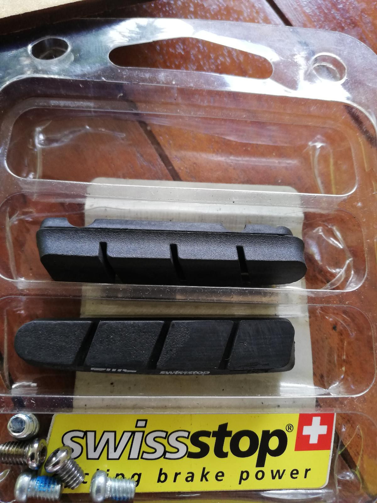 swissstop flash pro black alloy rim brake pads