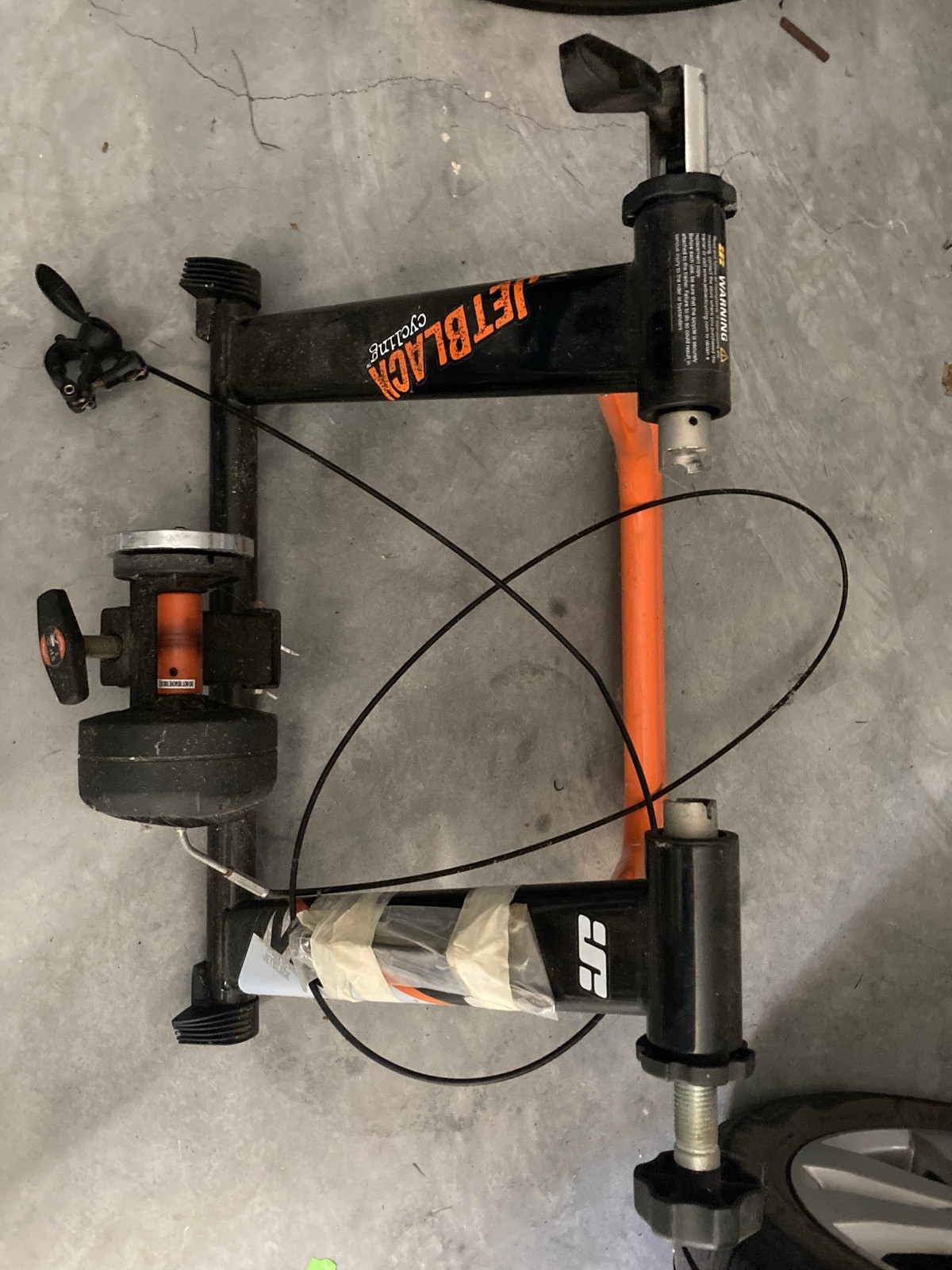 Jetblack indoor trainer Bike Hub