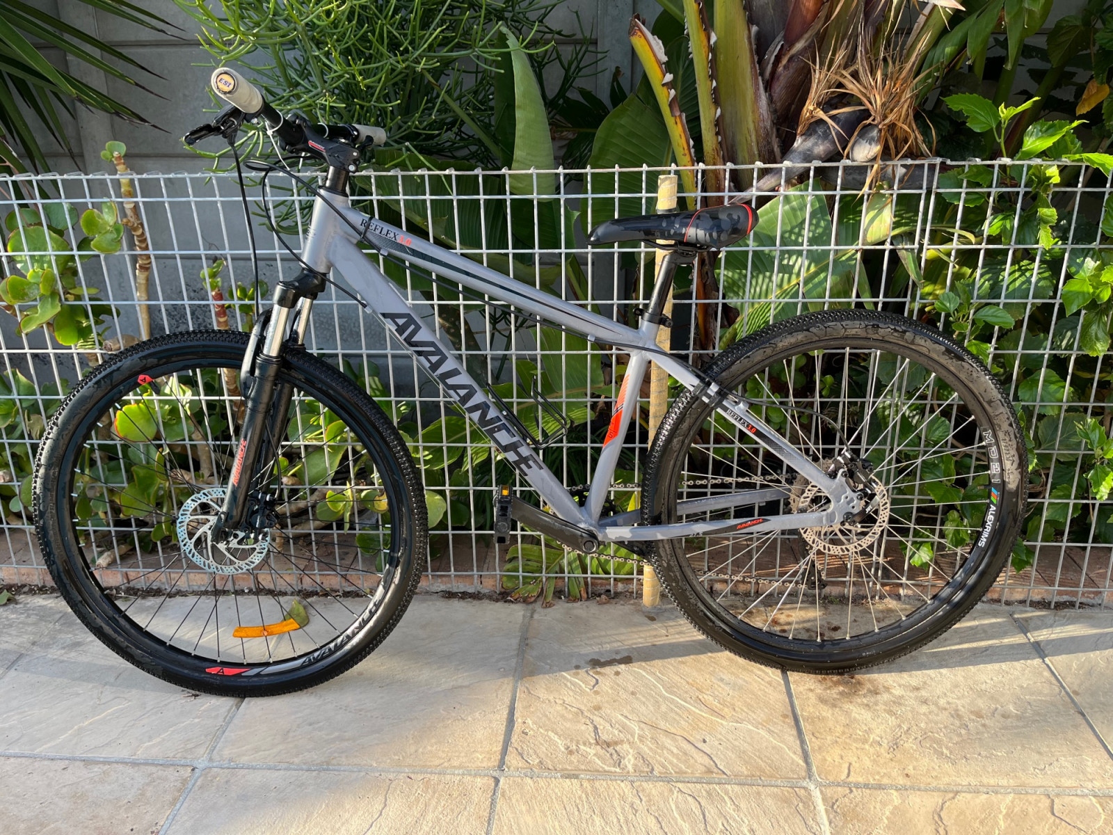 Avalanche Reflex Mountain bike Bike Hub