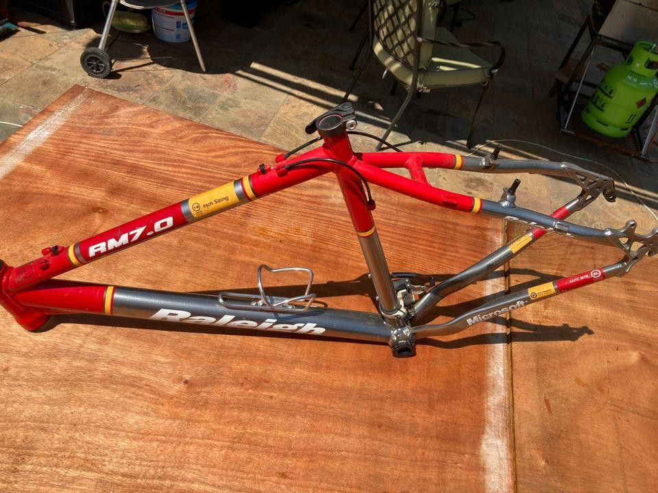 Raleigh RM 7.0 mtb frame Large 26er Bike Hub