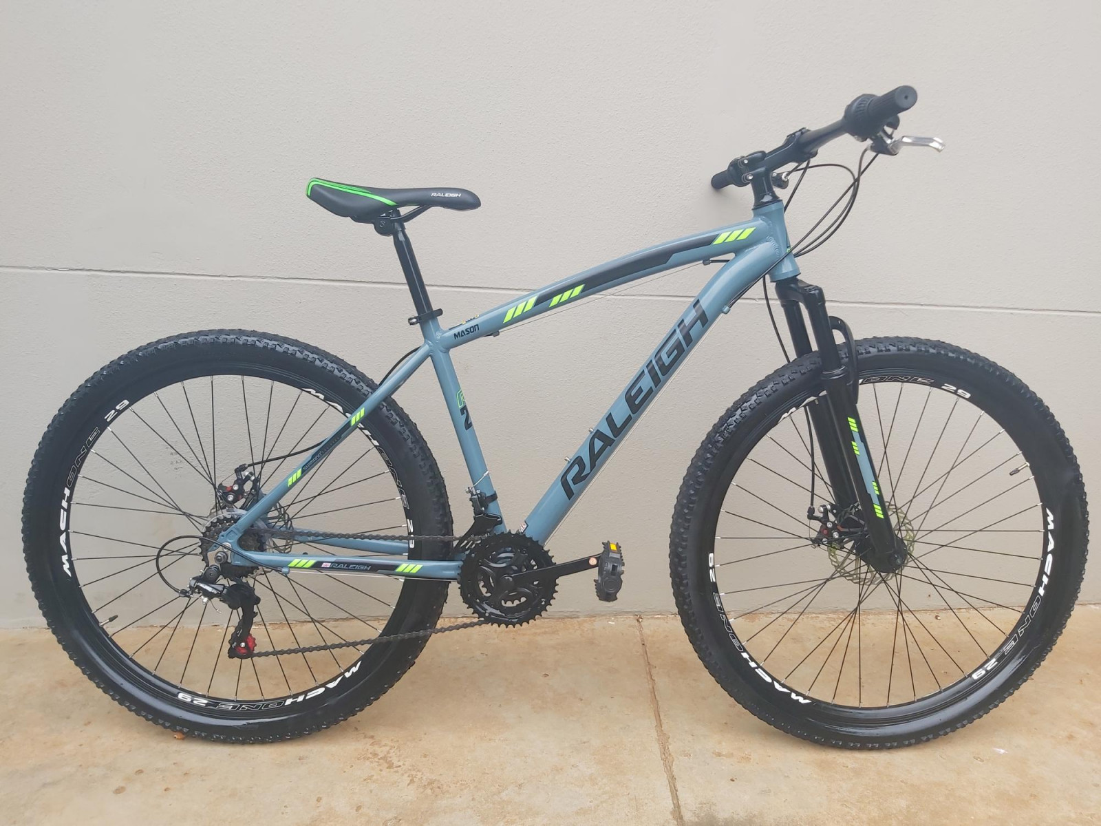 Raleigh Mountain Bikes Cost at Leo Mclucas blog