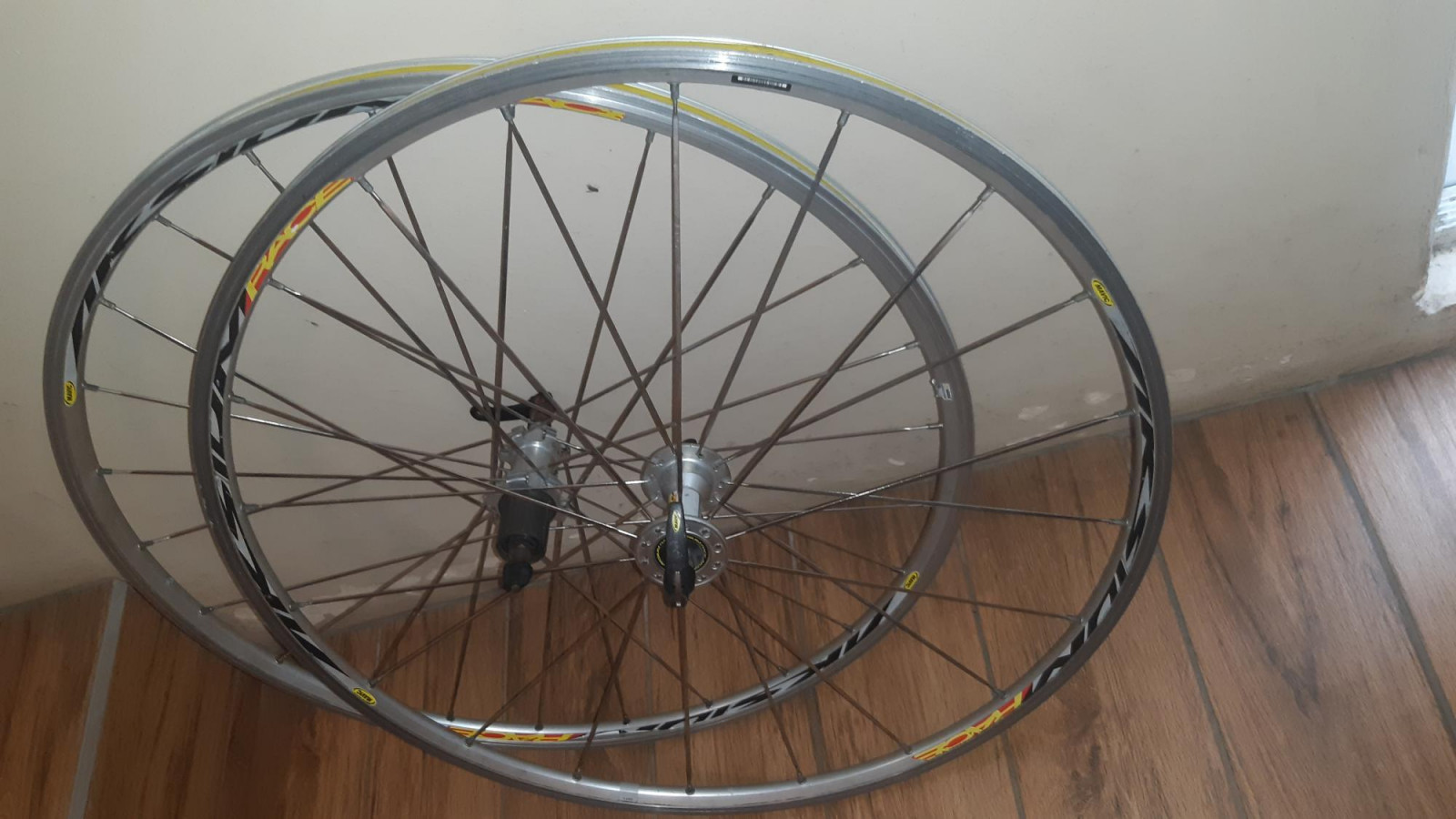 Mavic aksium race 10 speed wheels | Road Bike Wheels | Bike Hub